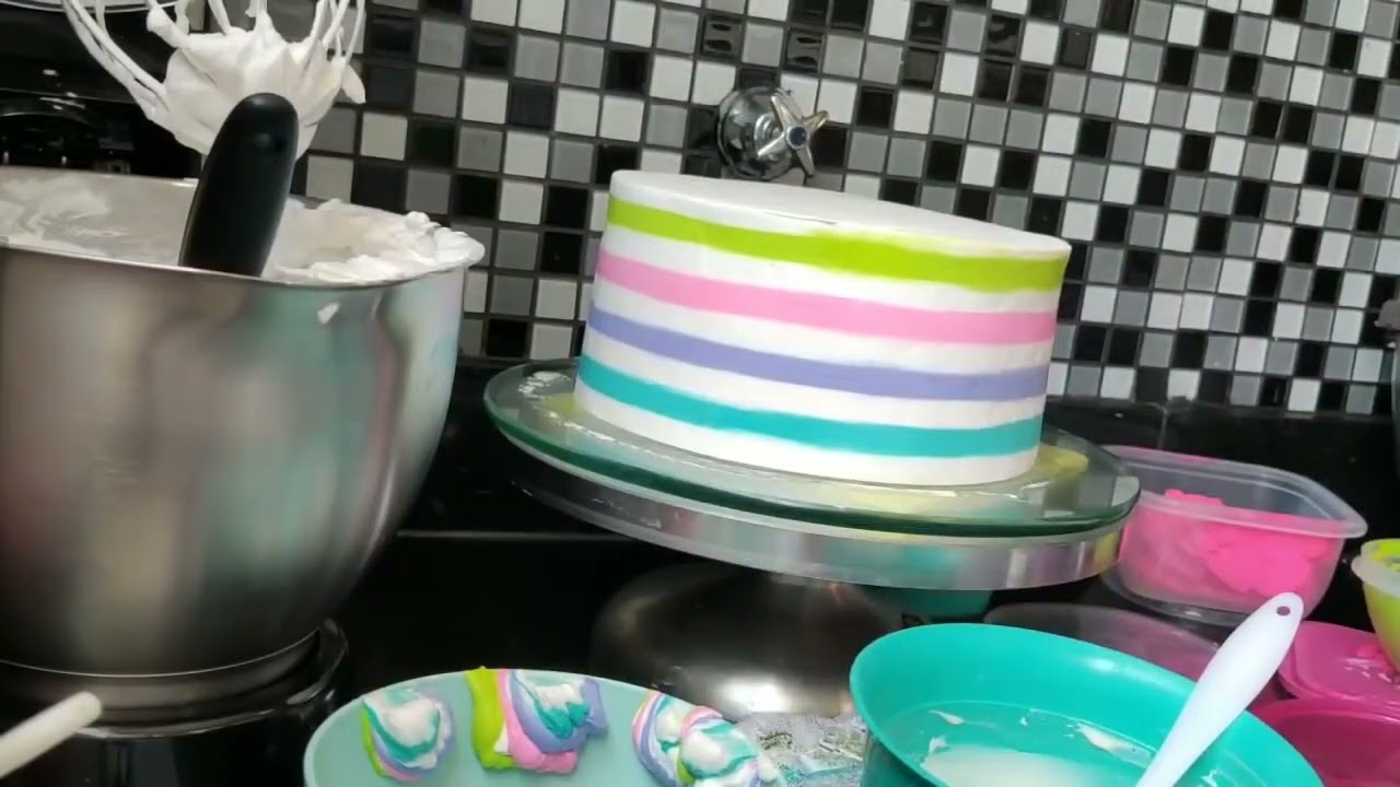 BOLO DECORAÇÃO   INFANTIL FÁCIL   DRIP CAKE BRANCO   LORENA GONTIJO