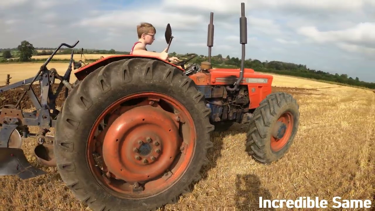 1969 Same Leone 70 V4 4WD 3.4 Litre 4-Cyl Diesel Tractor (71 HP) with 2 Furrow Plough