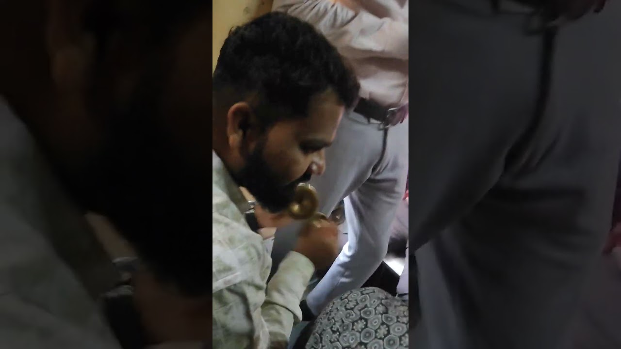 भजनी मंडळ ट्रेन मध्ये 🥰