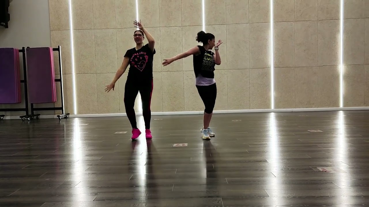 Somos Latinos | Play-N-Skillz, Gente De Zona, Dale Pututi | ZUMBA Dance Fitness With Revital