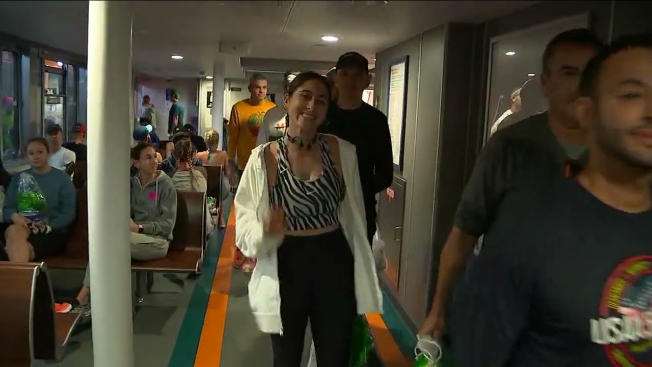 Runners take the Staten Island Ferry to starting line of TCS NYC Marathon