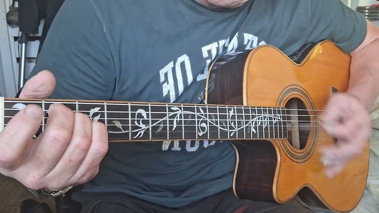 Tree of Life Martinez Guitar 