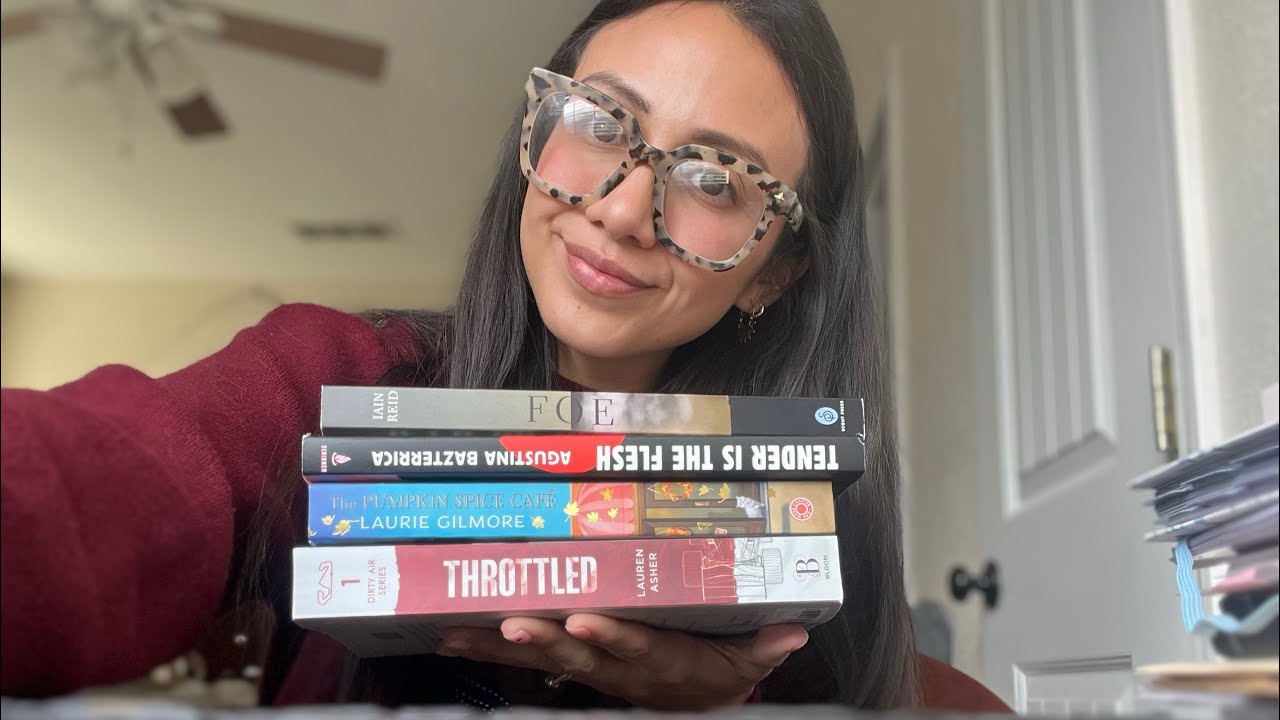 ASMR | Librarian helps you find a book and open an account 