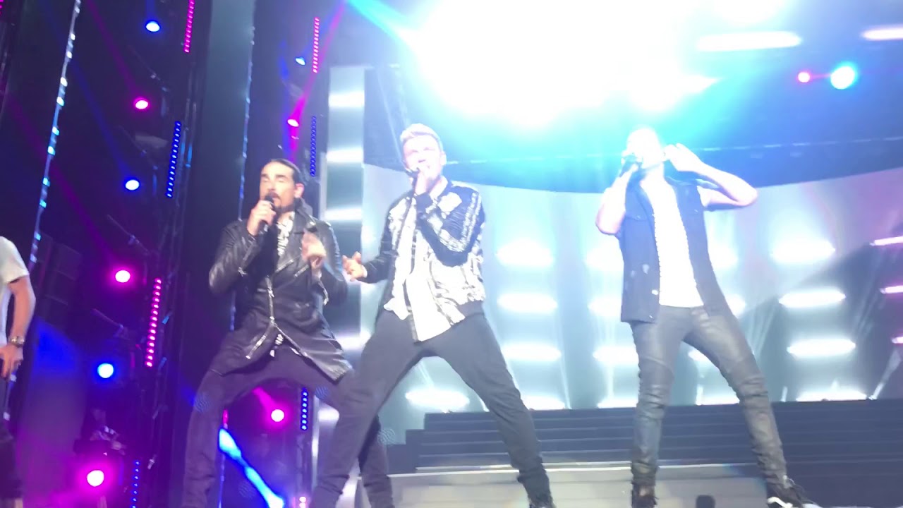 Everybody (Backstreet's Back ) Backstreet Boys Live in Dubai 2018