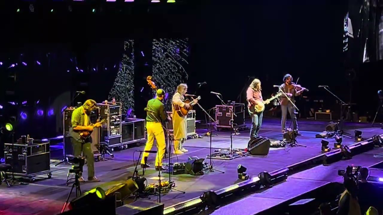 Billy Strings - Psycho - Hide and Seek - Baltimore Arena, Baltimore, MD, 12-8-2023