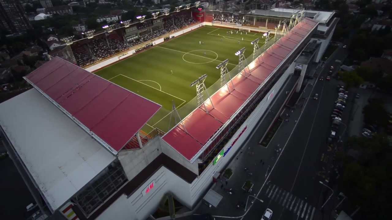 Stadion FK Voždovac iz vazduha tokom utakmice