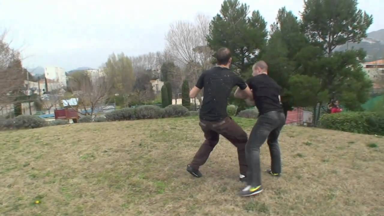 combat rapproch&eacute;