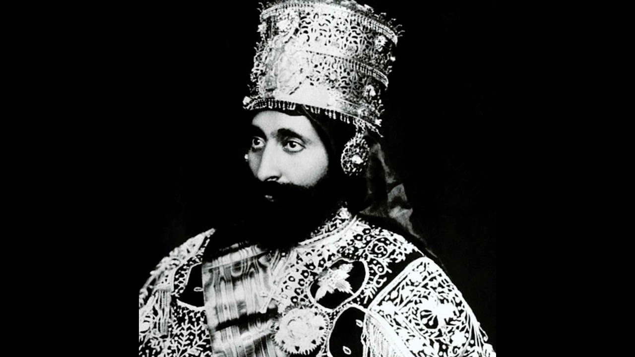 African kings: Monarchy and its challenges