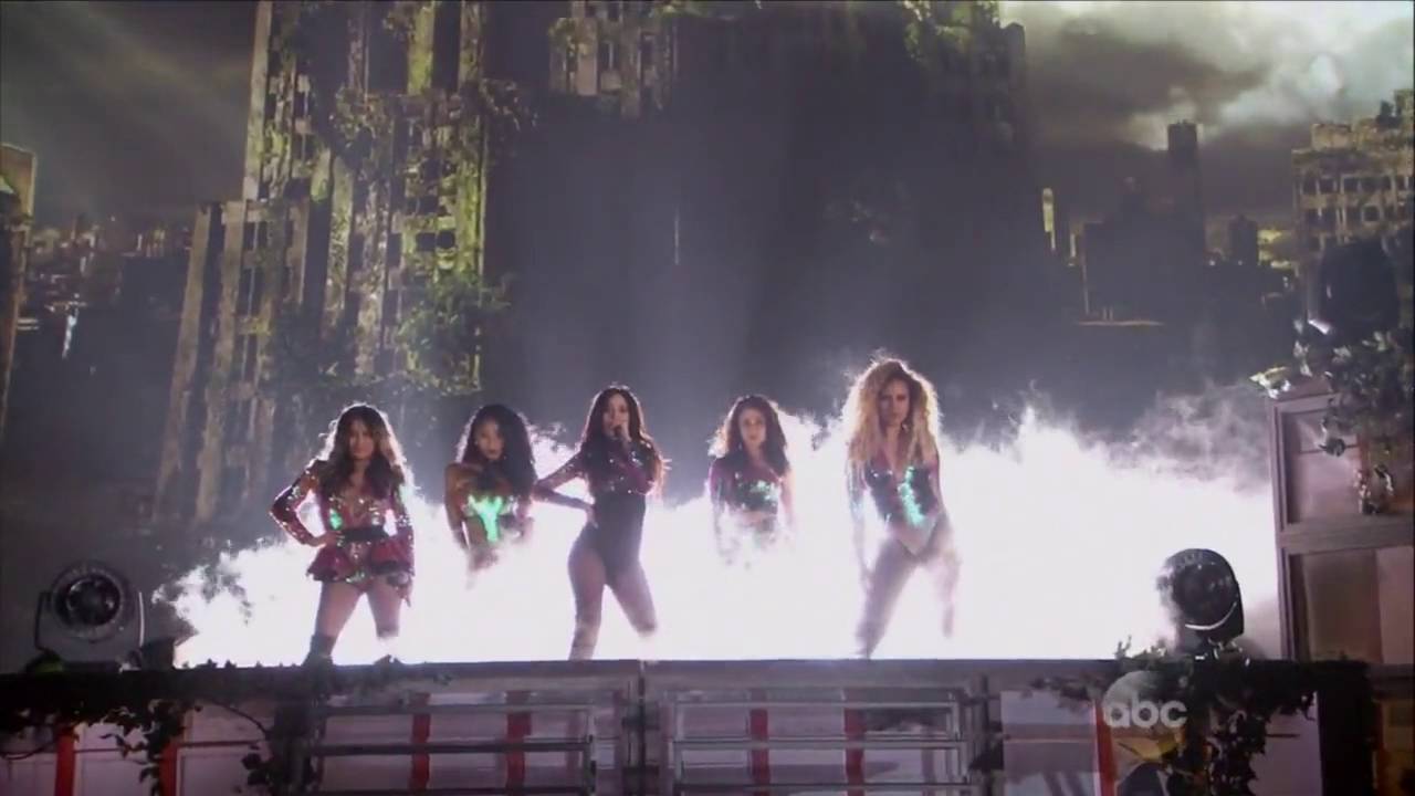 Fifth Harmony - Work From Home (Live From the 2016 Billboard Music Awards)