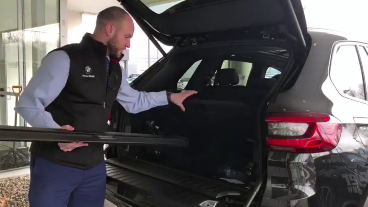 BMW Cargo Cover Storage