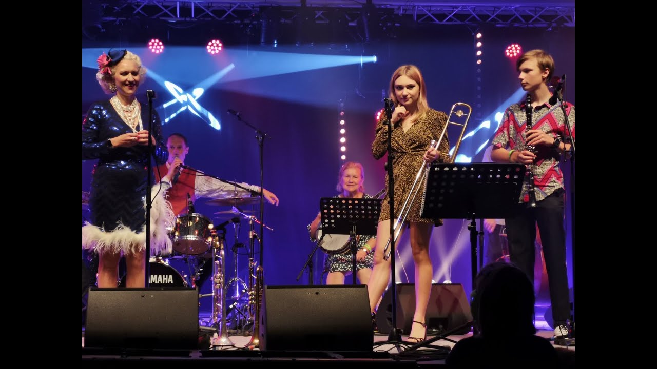 Gunhild Carling to Châteauneuf du Faou, 2021 july 24th, Fest Jazz 2021
