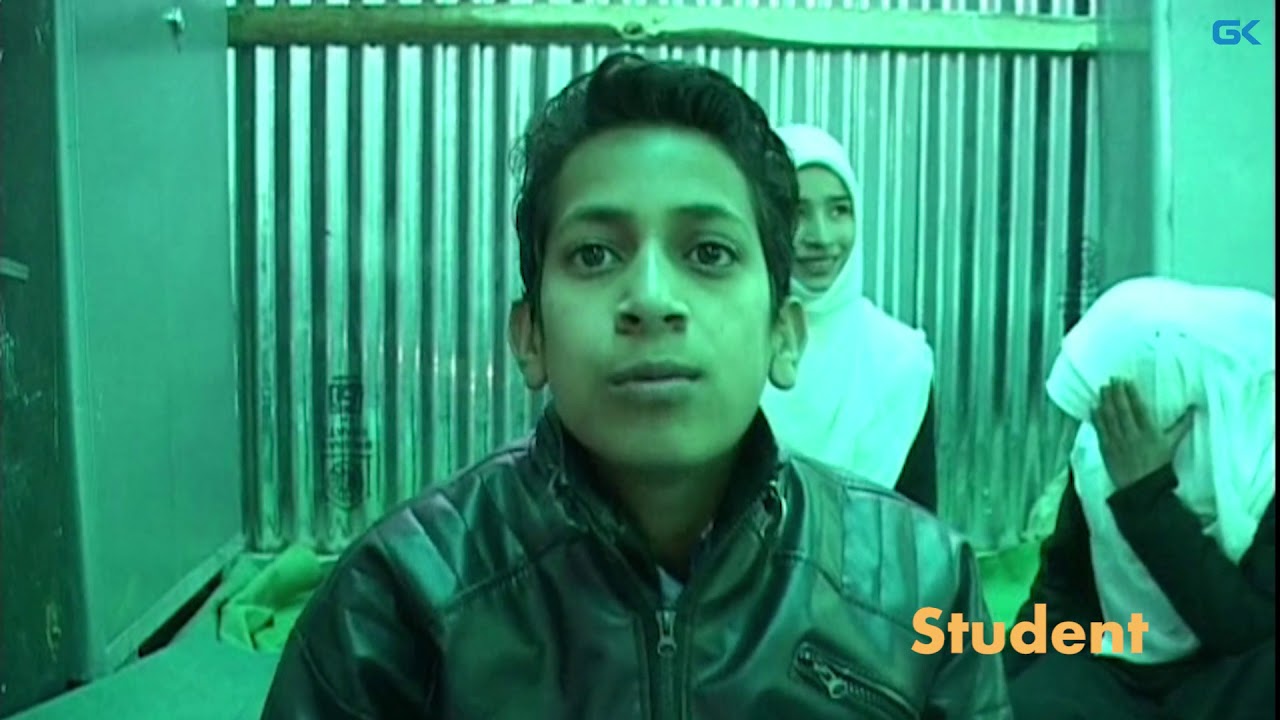 Students shiver in north Kashmir school that operates from tin shed