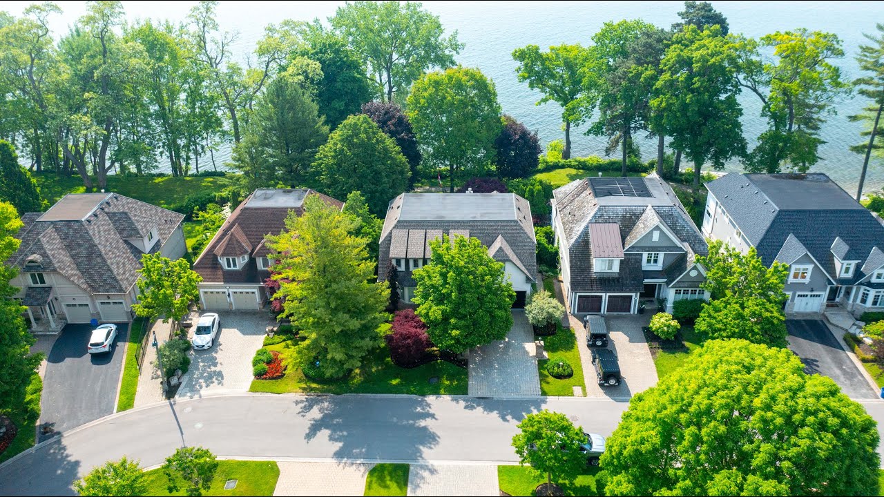 14 Holyrood Ave, Oakville, ON