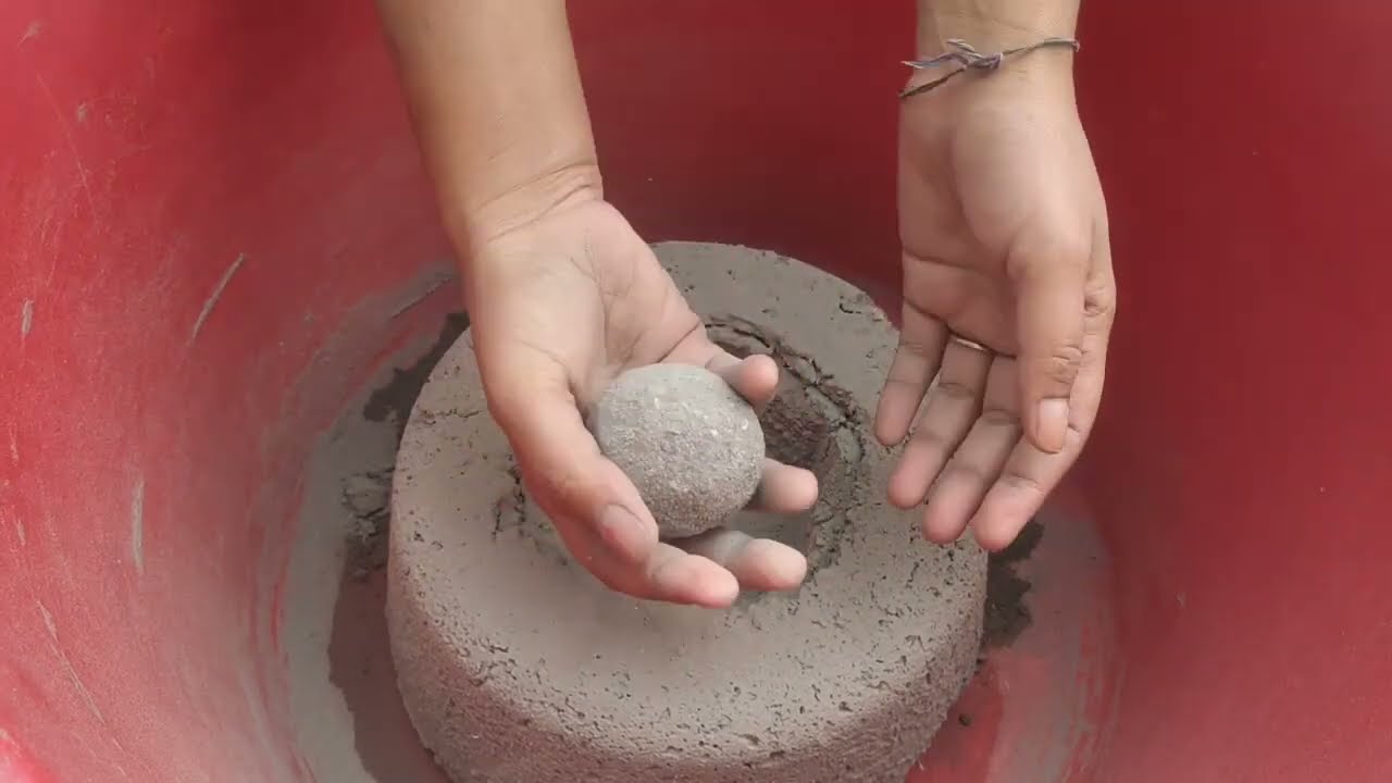 Dusty 🌪️ Gritty sand cement huge hole 🕳️ shapes crumble dry and water 💦#SA Asmr 