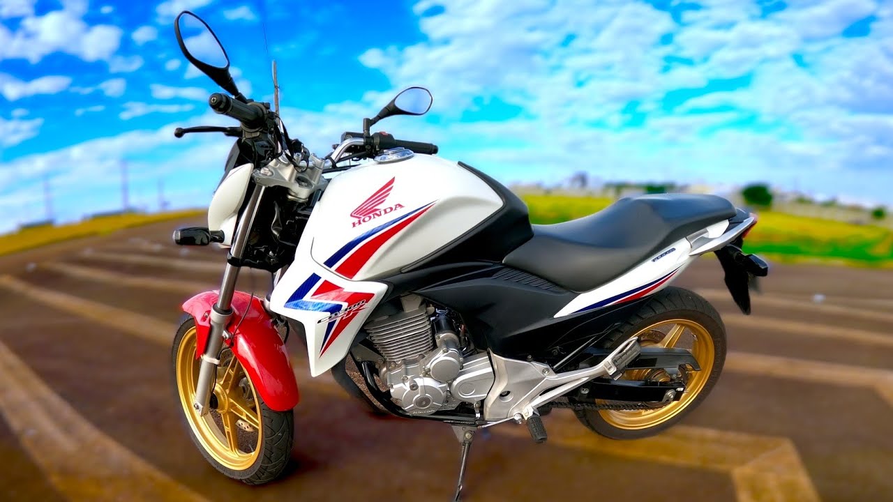 PRIMEIRO MOTOVLOG DE CB 300 COM O ESCAPAMENTO ORIGINAL, muita diferen&ccedil;a...