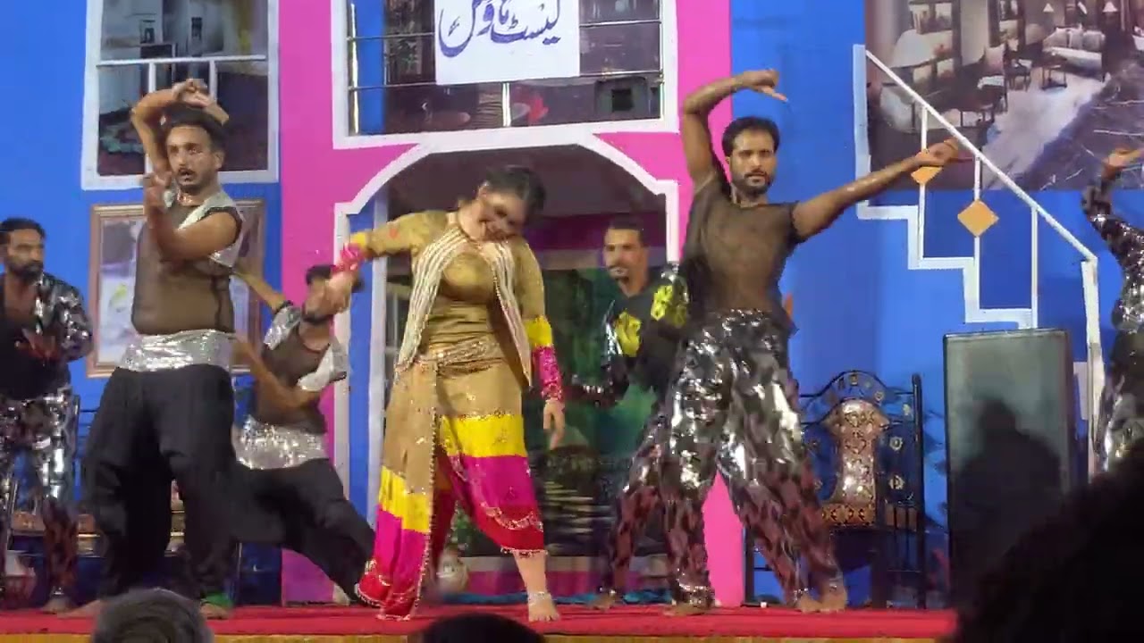 Jiya Butt || Super Mujra performance in Ciros Theater Pindi 2k24