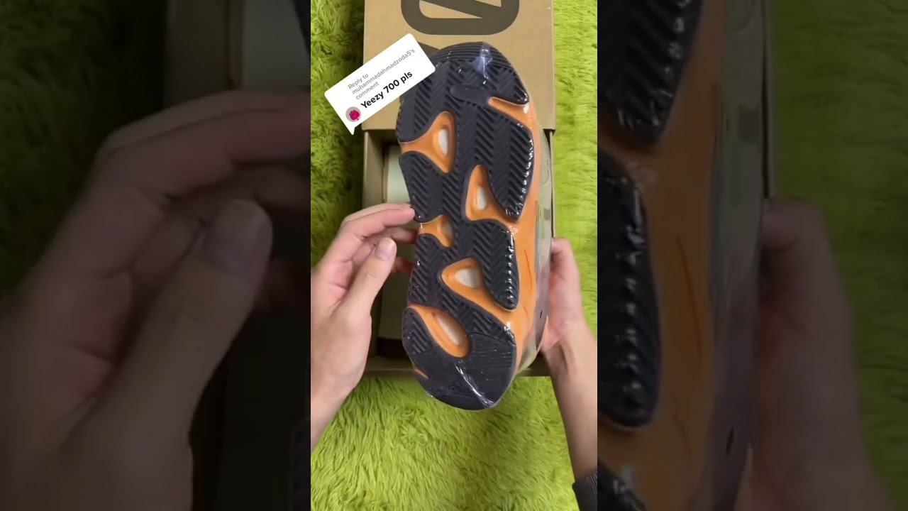 Yeezy 700 #shorts #viral #fyp #fypシ #subscribe #tiktok #unboxing #yeezy #yeezy700 #epic