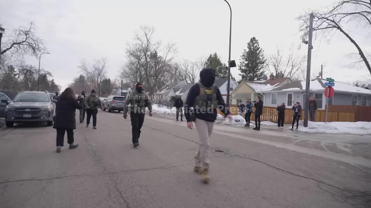Protesters continue to demand federal agents leave during Minneapolis immigration operations