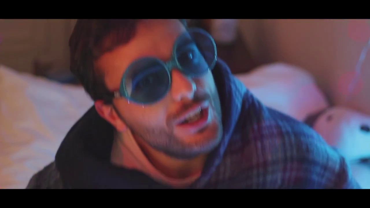 Moda Americana - Magia de Cabe&ccedil;a Encostada (Videoclip Oficial)