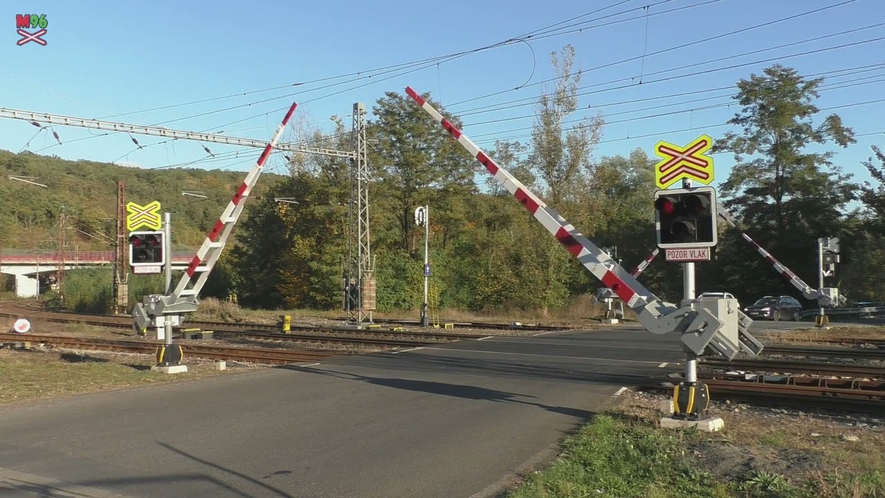 Železniční přejezd Úpořiny #1 [P2085] - 17.10.2023 / Czech railroad crossing