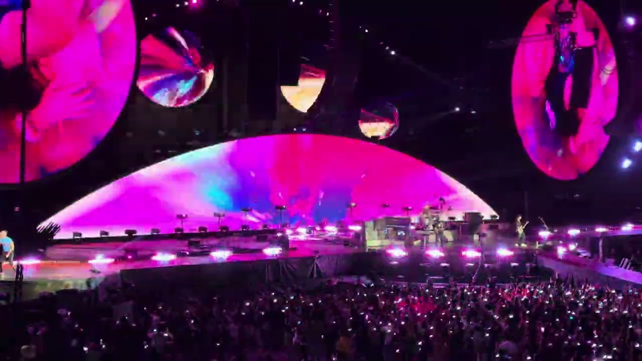 Coldplay Live in Manila 2023 - My Universe