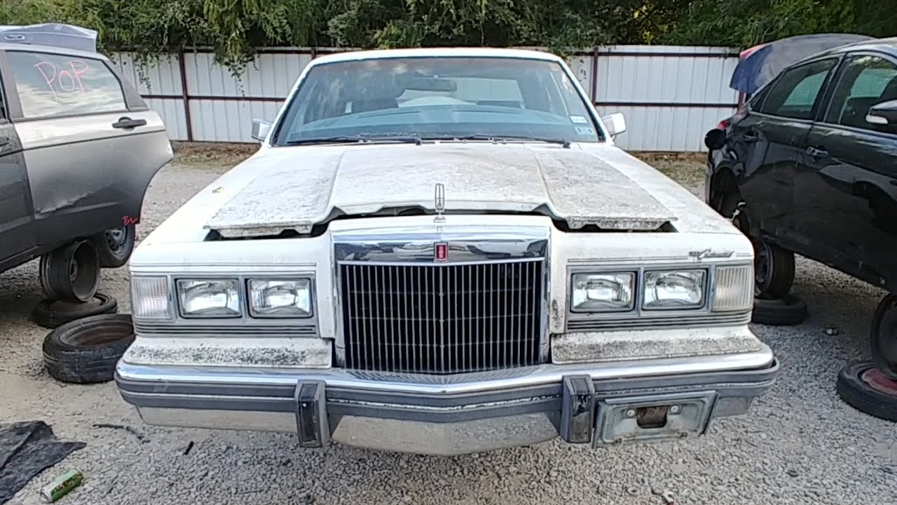 1982 Lincoln Continental Junkyard Find