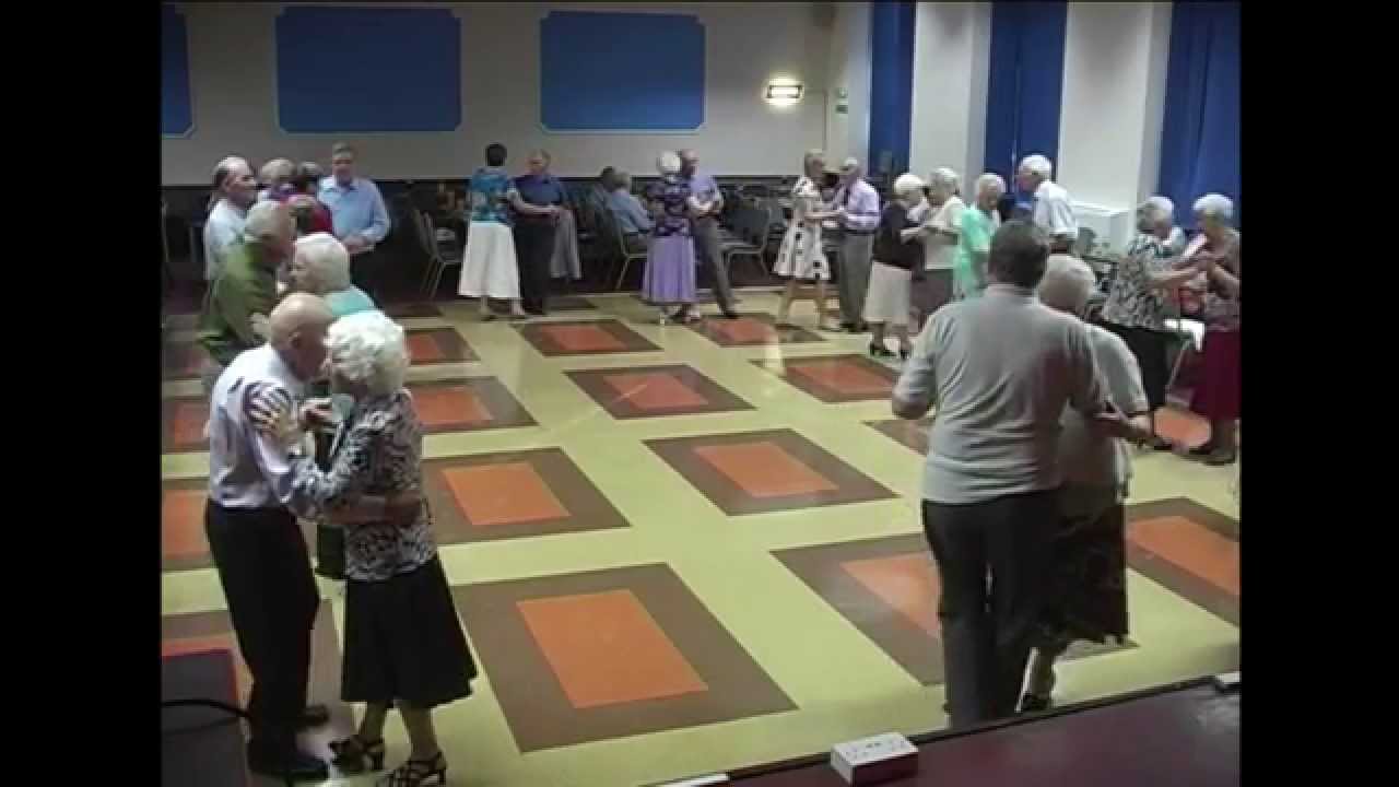 Melody Foxtrot Sequence Dancing at Roundhill Recreational Club Castleford