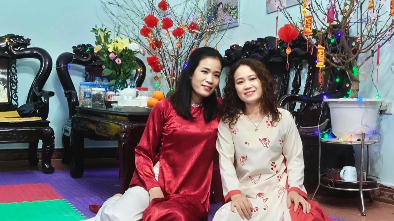 Con cháu Cụ Xuyên chào xuân Bính Ngọ 