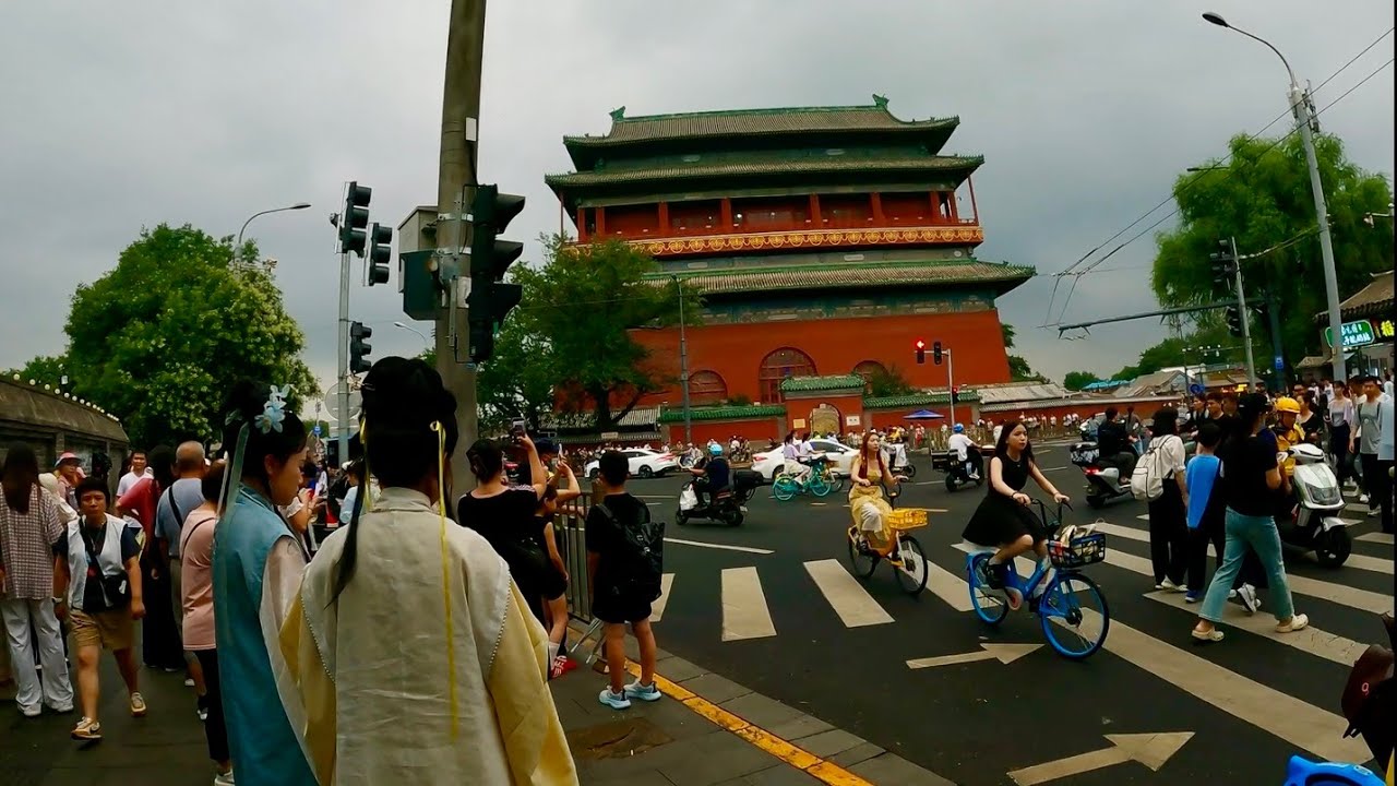 Beijing City Walk｜After Rain｜No Talking, Natural Ambience 北京后海徒步｜雨后的街道与行人