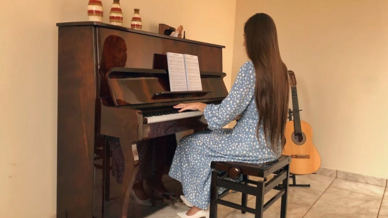 Salvo por seu poder - Hino 205 CCB | Piano