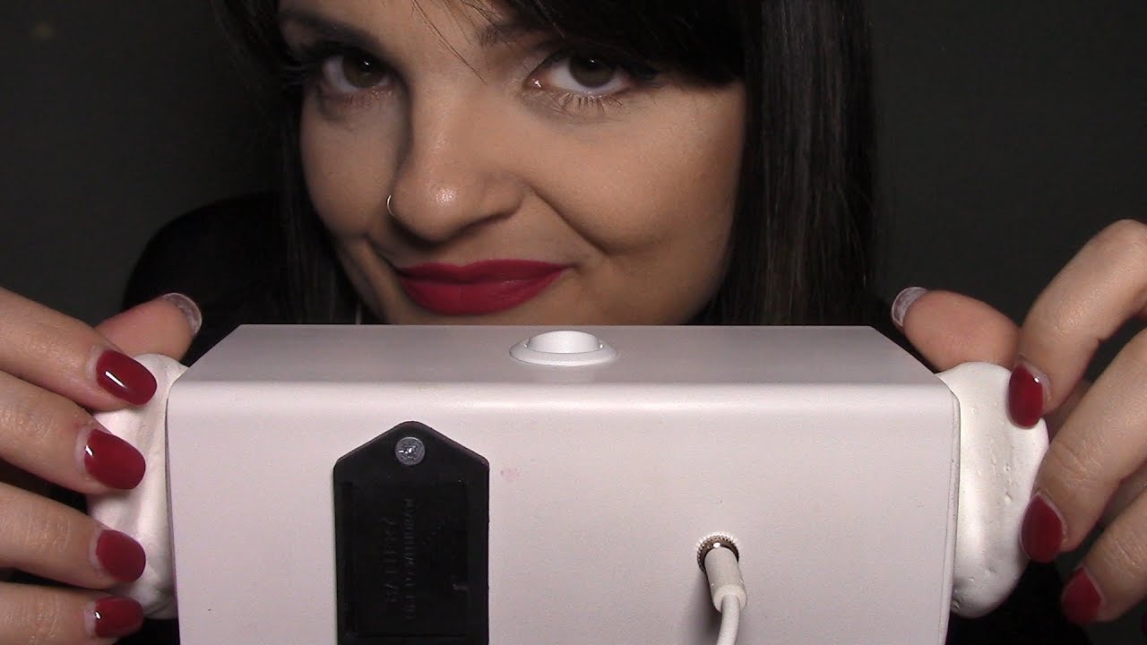 ASMR Intense Binaural Whispering/Ear Touching || Alfredo è tornato!