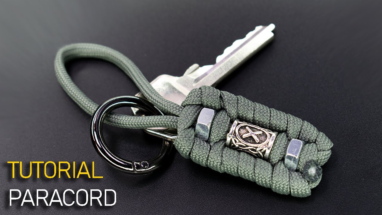 Cómo hacer un llavero simple con runa vikinga, paracord y unas tuercas.