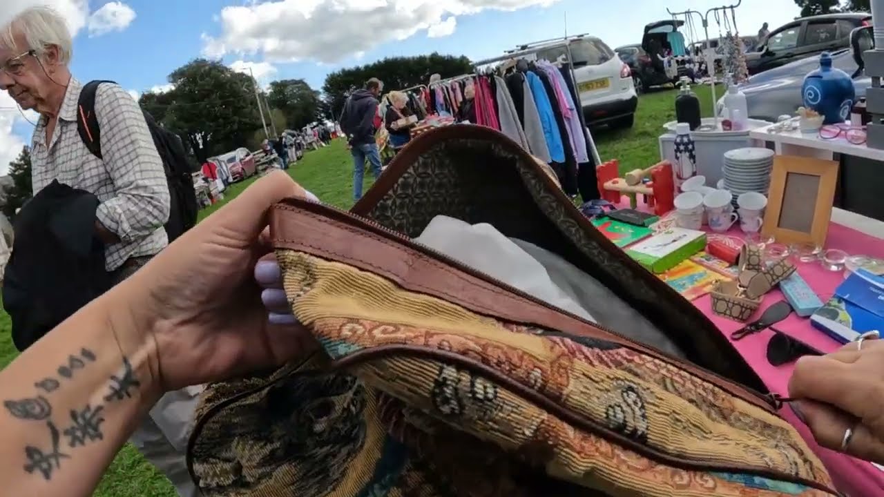 We Found Gold At Car Boot, Mid Week Car Booting, eBay, Reselling