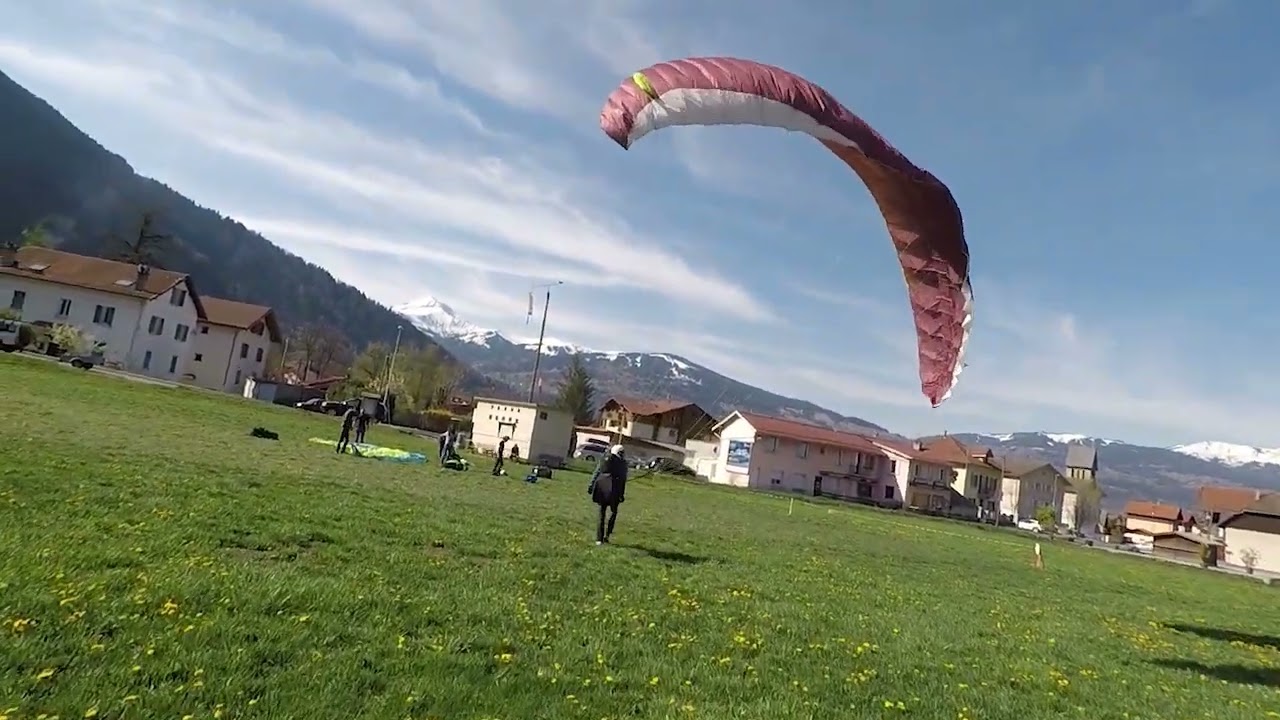 Aérofiz - Atterrissages élèves 1er vol à Chedde.