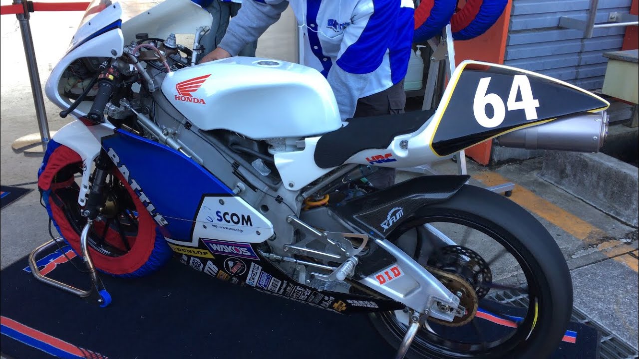 HONDA NSF250R Exhaust Sound!!!! - 4K Ultra HD -
