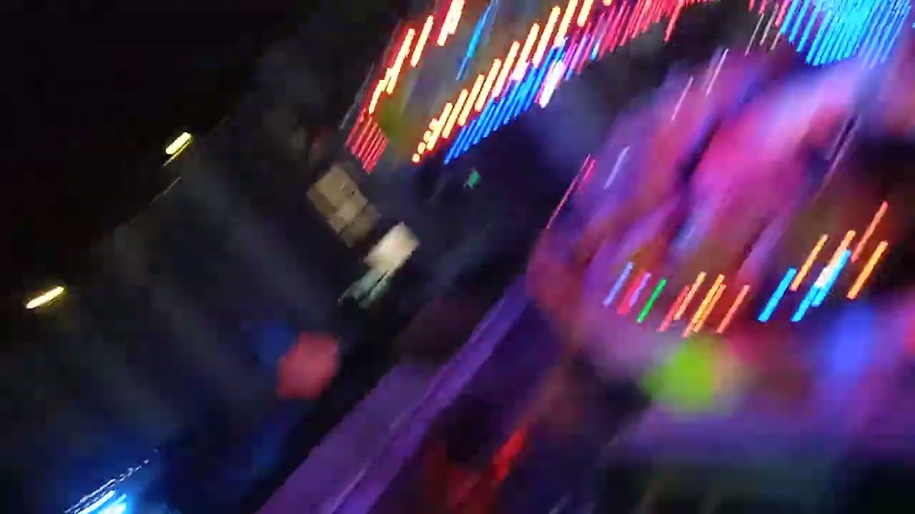 montando me en el mejor juego mecánico en navidad