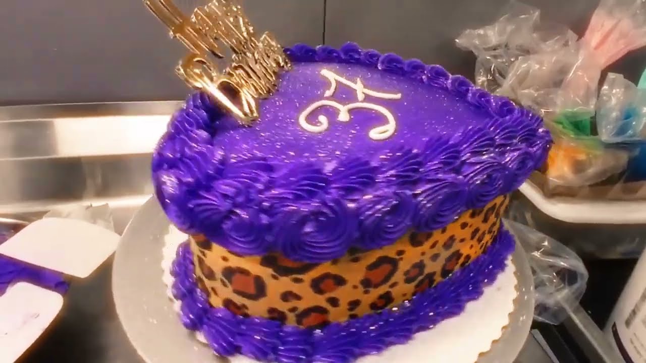 I Decorate a Purple Cheetah Print Heart Cake