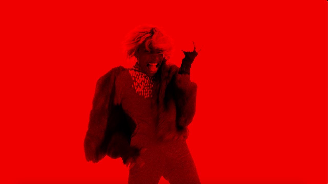 KABEAUSHÉ - DEEP RED (Performance Video)