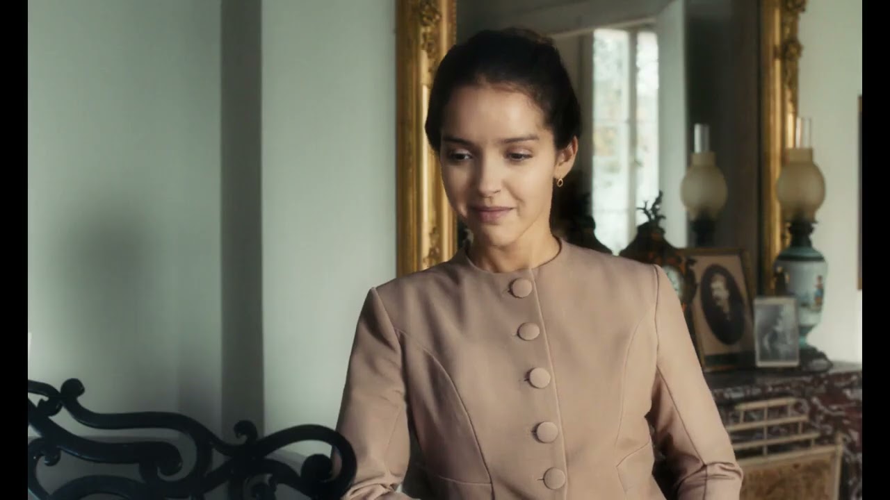 MI IDENTIDAD SECRETA (2021) &middot; Tr&aacute;iler frances subt espa&ntilde;ol &middot; Lyna Khoudri, Sabine Az&eacute;ma