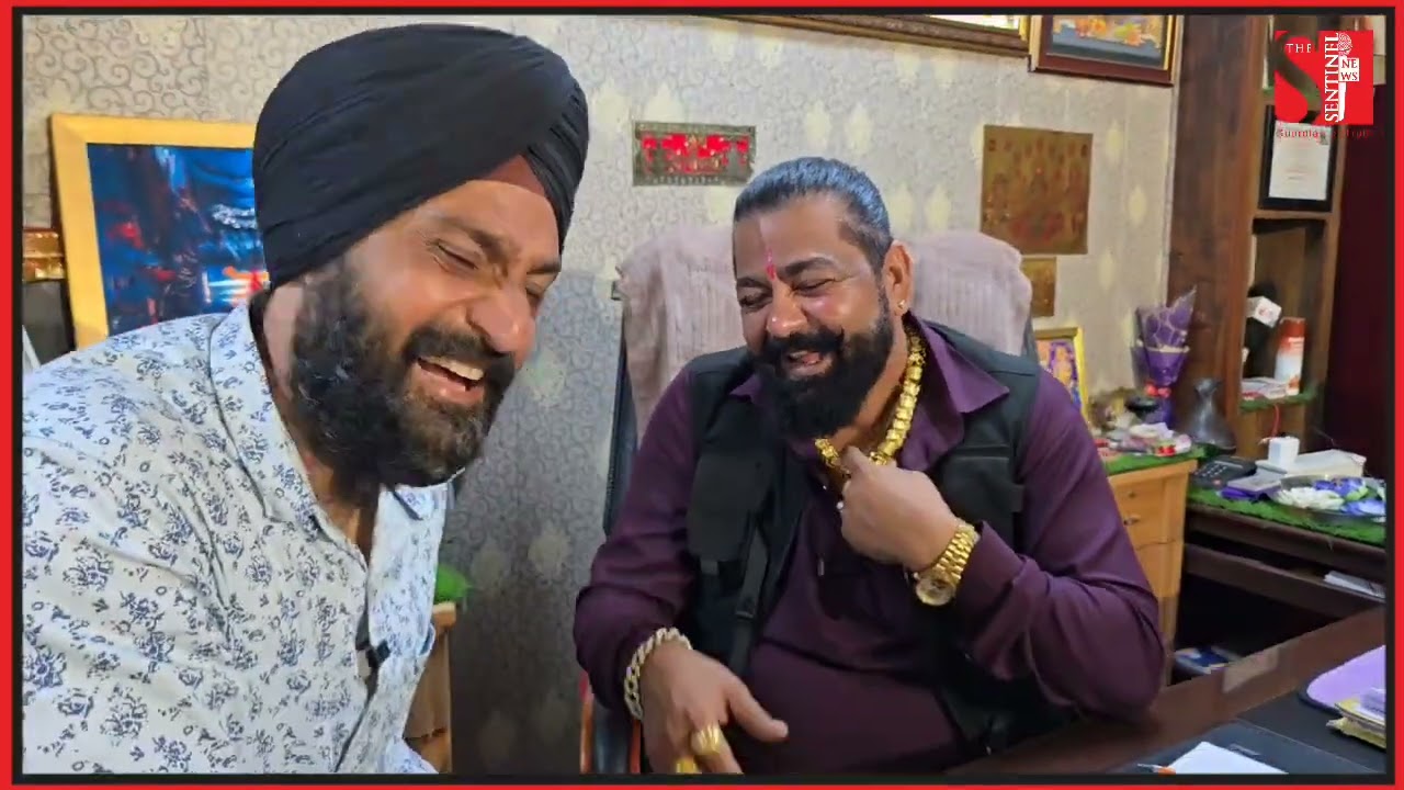 हमने पूछने में परहेज नहीं की और उसने बताने में!