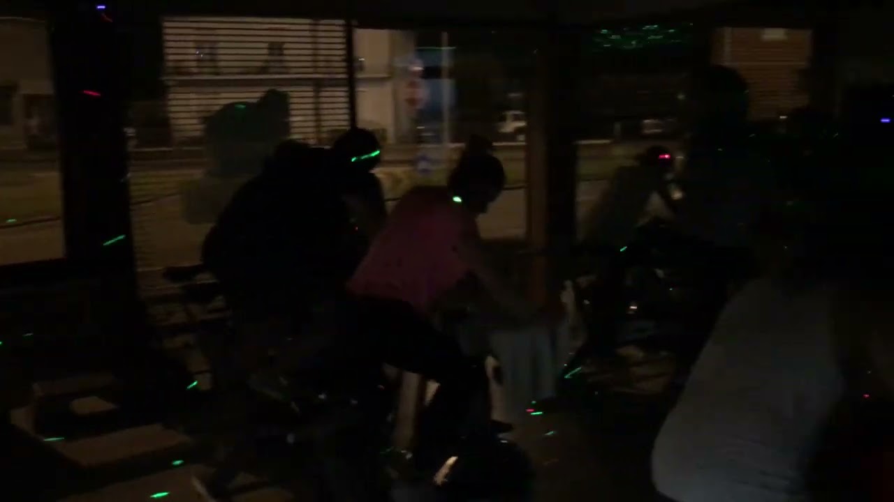 INDOOR CYCLING FIT FOR YOU INSTRUCTOR MANUEL