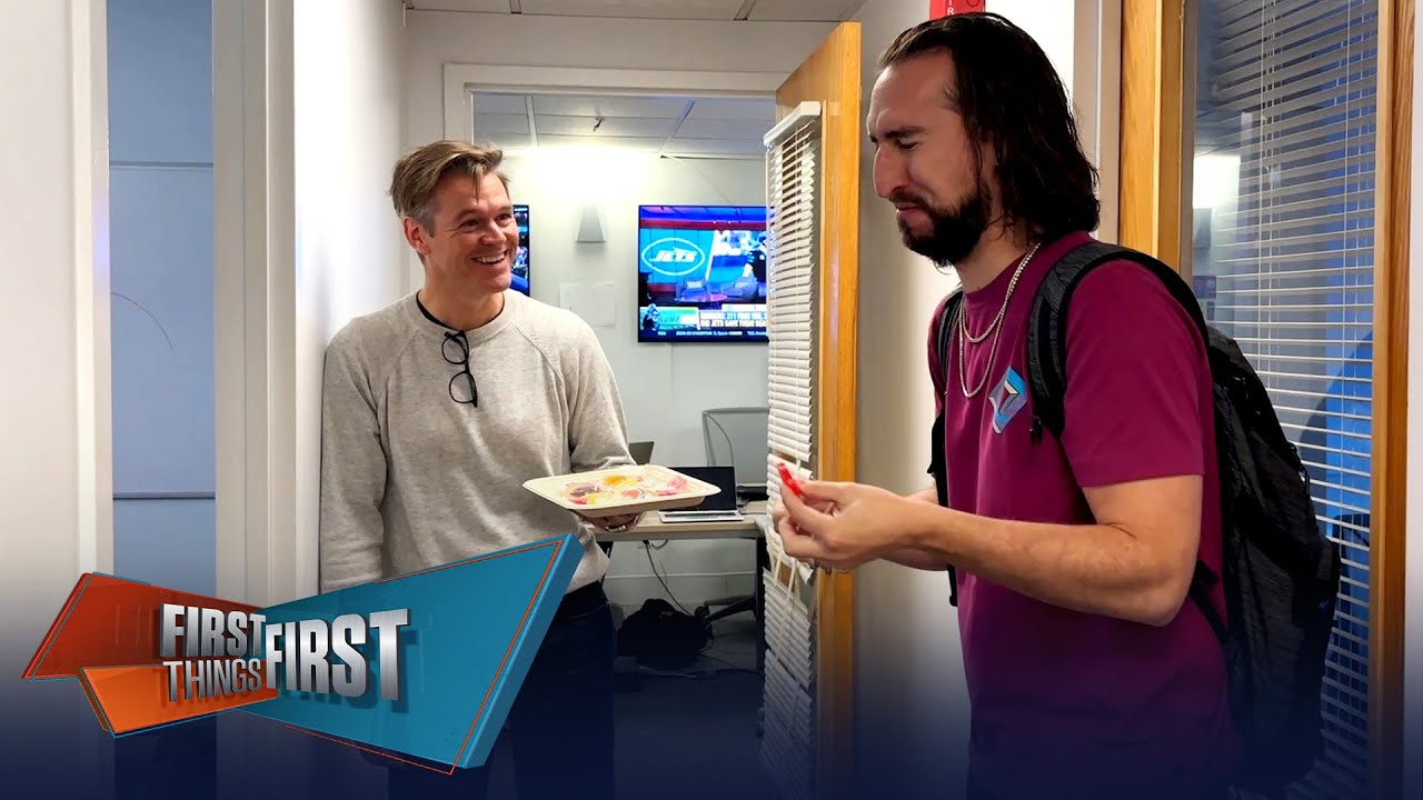 FTF Preshow Behind the Scenes Exclusive: Trying Wildes' Halloween Candy | BONUS