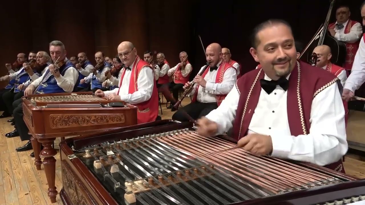 Vadász Károly cimbalom szólója - 100 Tagú Cigányzenekar