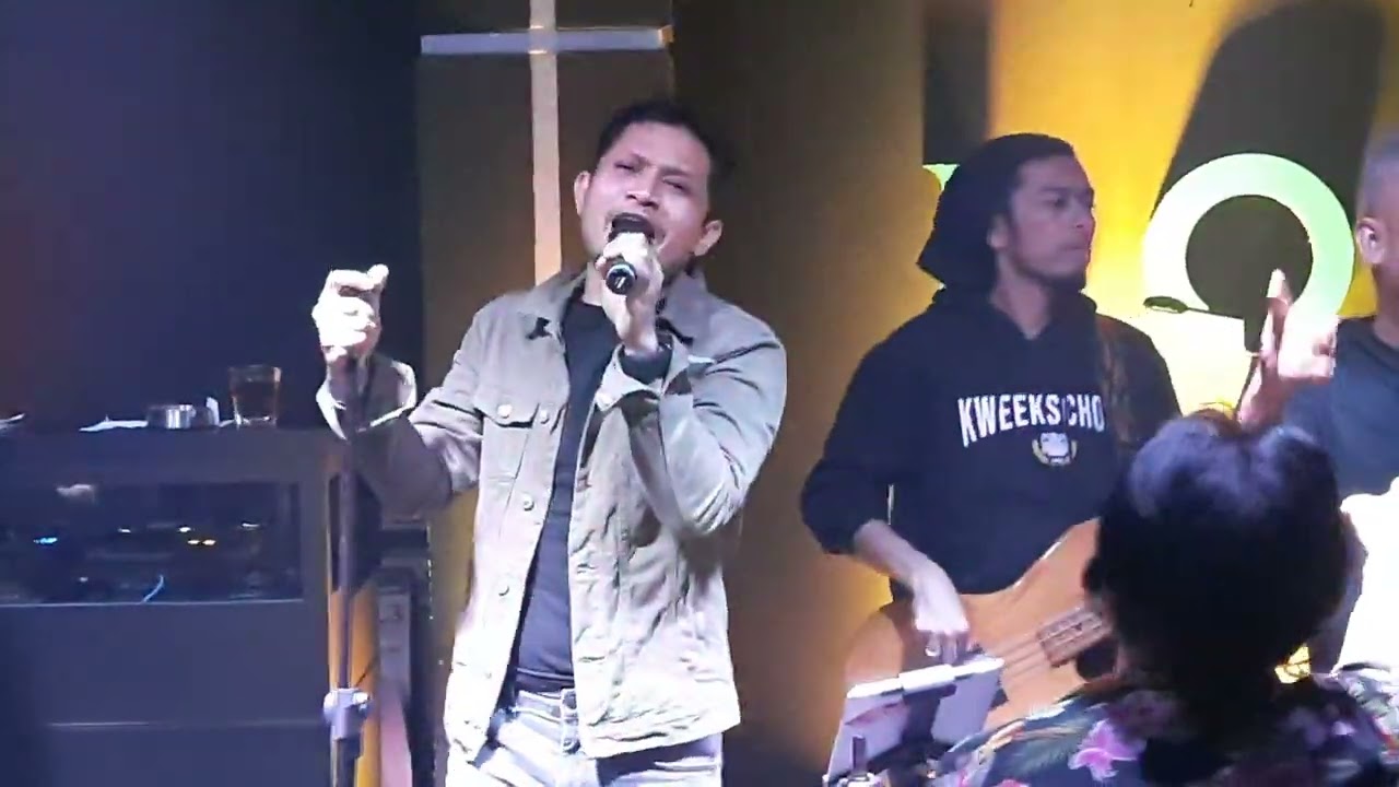 HEART BREAKERS X DEDDY LISAN - MAIN HATI LIVE AT LOKI JAKARTA