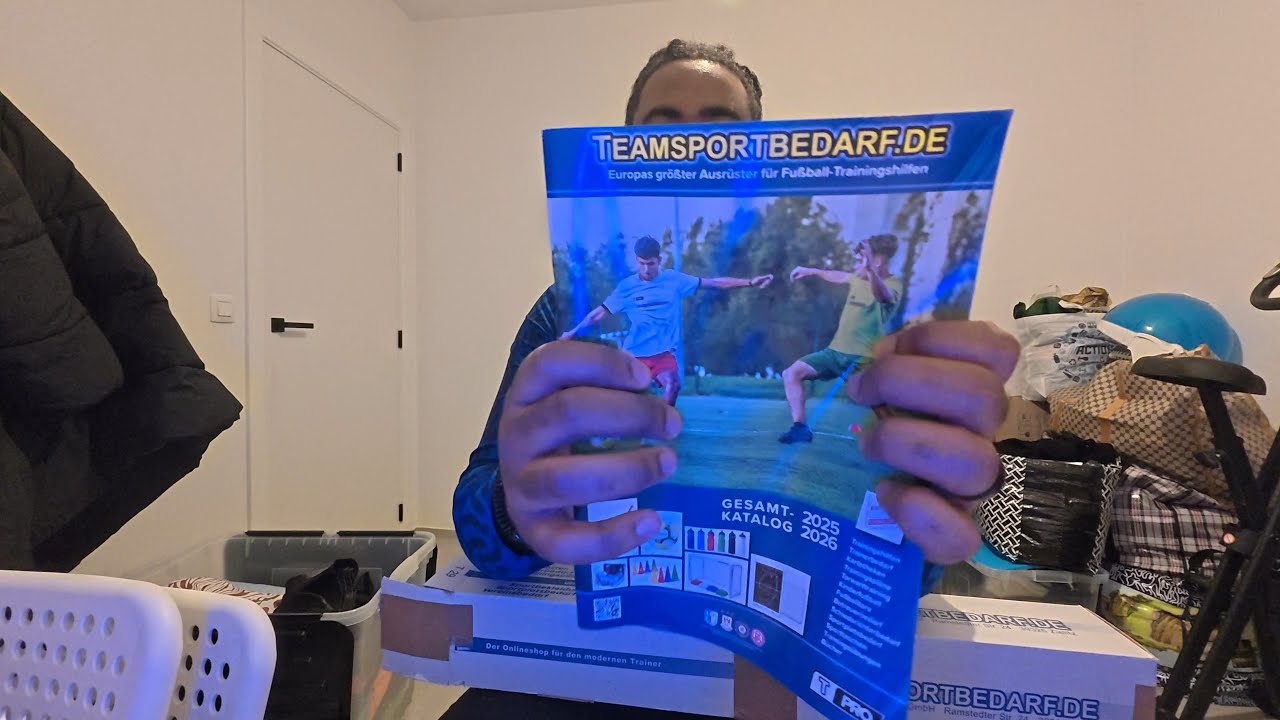 La Muraille | UNBOXING NEW training material for my goalkeeper content from TEAMSPORT