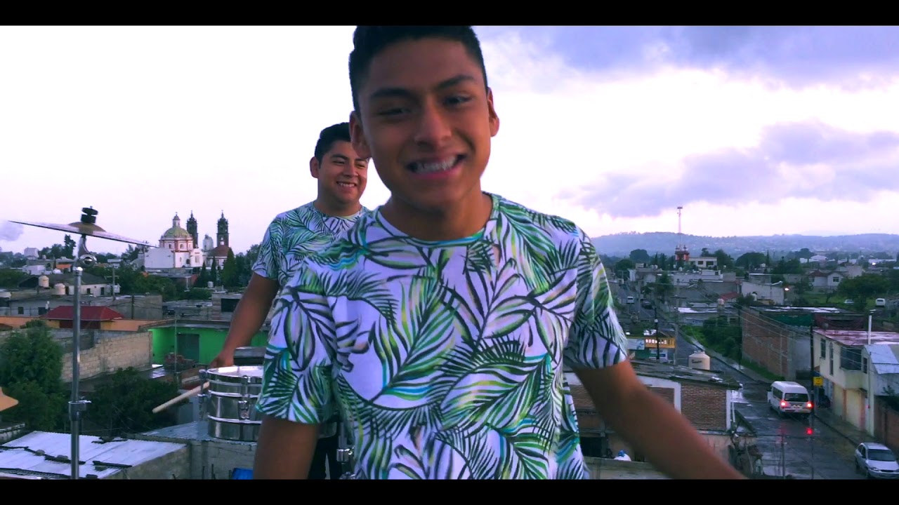 Pídeme la luna - Combo Cumbia (VideoClip Oficial)