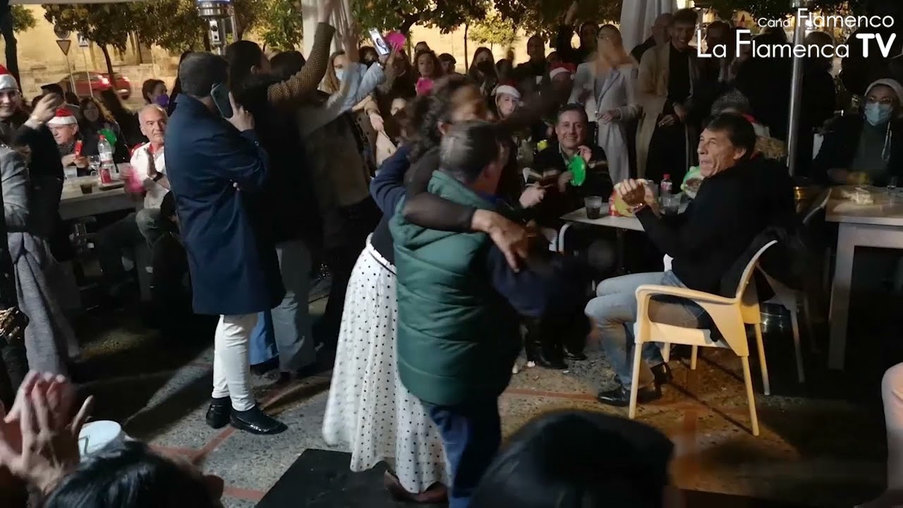 Zambomba en el barrio de Santiago