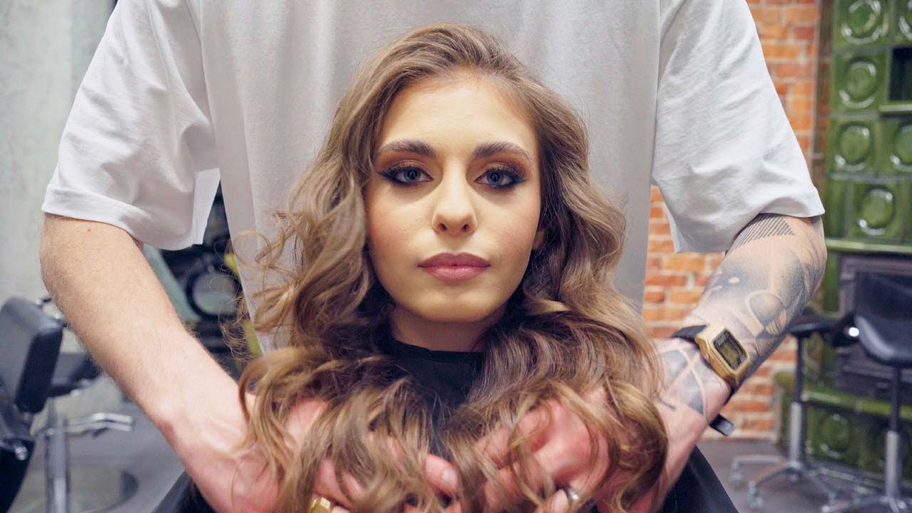 ASMR Fengii | Rytuał Pielęgnacyjny Włosów u Fryzjera