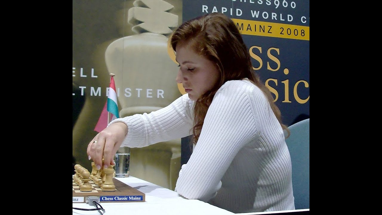 2 Attacking Games by Judit Polgar in the Sicilian Taimanov