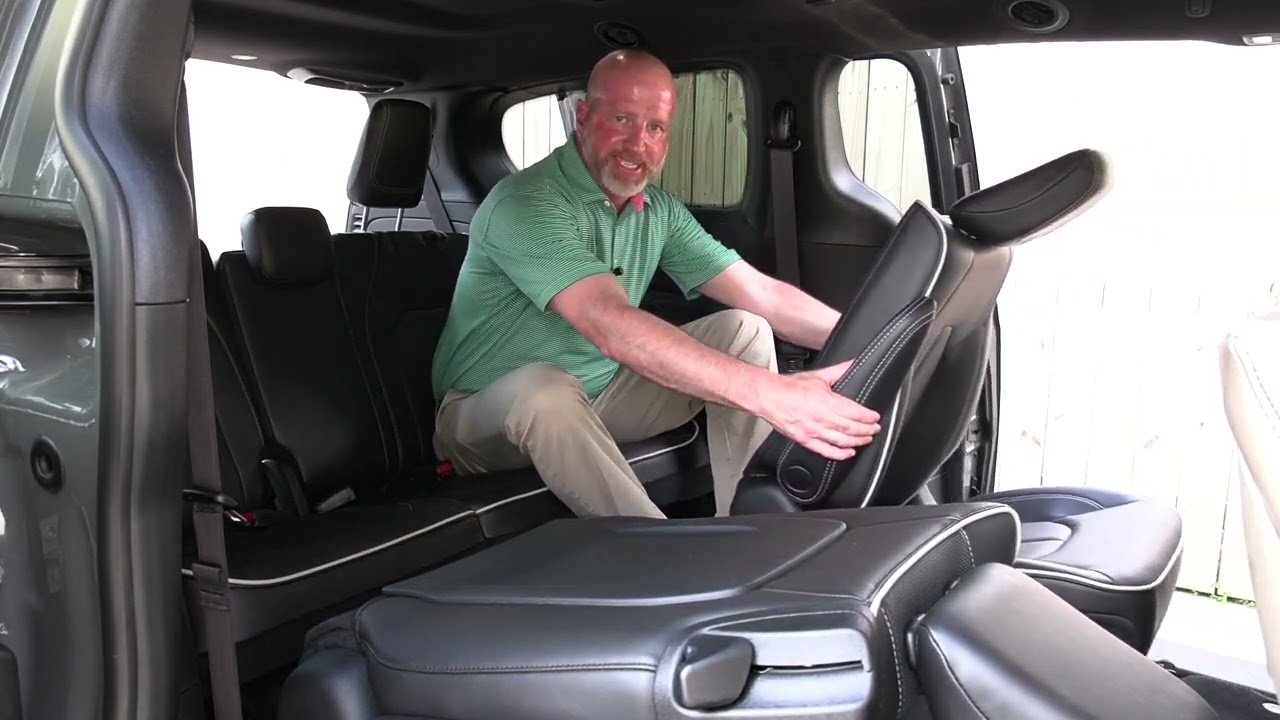 2023 Chrysler Pacifica S eHybrid